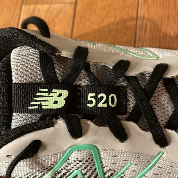 New Balance 520V8 Women’s Running Shoe size 8 Grey/black/teal/pink - Picture 8 of 11